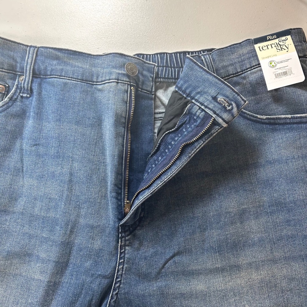 Terra & Sky Plus High Rise Crop Straight Leg Jeans Blue Elastic Back 3X 24W-26W - Picture 7 of 12